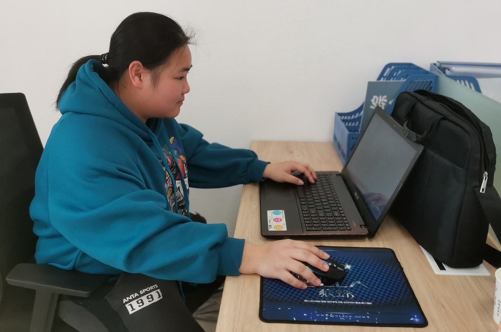 勤工助学工作照.jpg